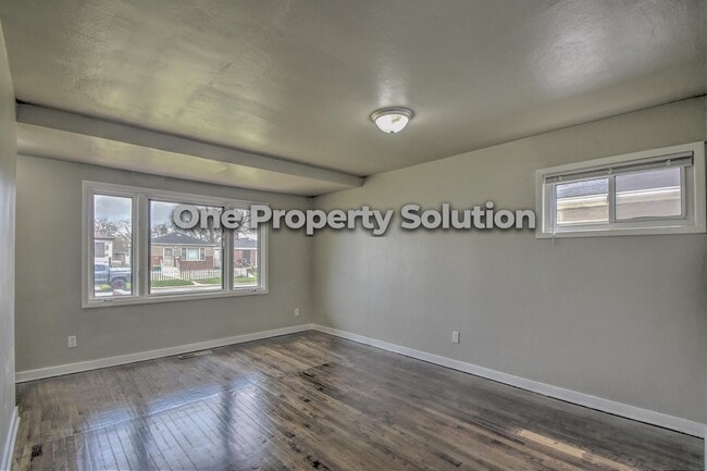 Building Photo - 2034 Pennsylvania St