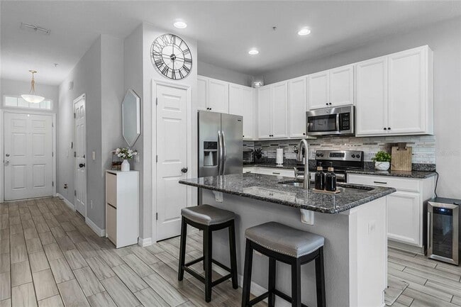 Building Photo - 610 Fortanini Cir