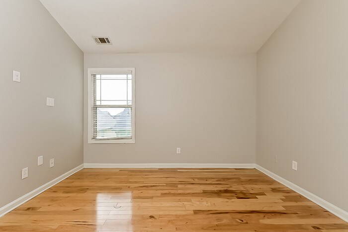 Building Photo - 1630 Yukon Ct