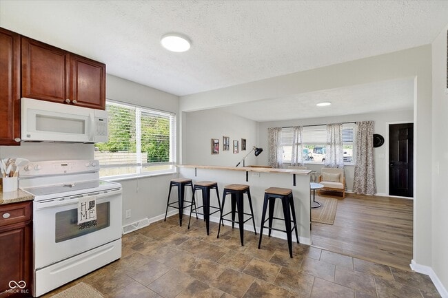 Building Photo - 25575 IN-19