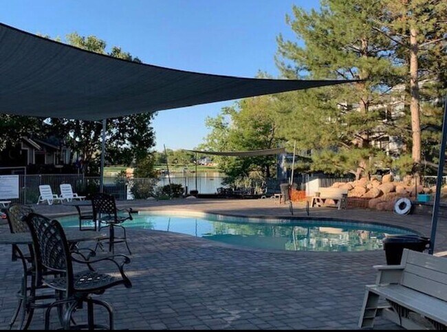 Building Photo - Lake Views in the City! **Move-In Special**