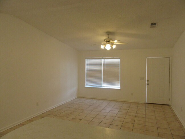 Building Photo - 5111 Flint Ave