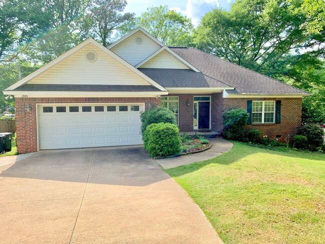 Primary Photo - One Level 4 Bedroom Brick Home on N. Colle...