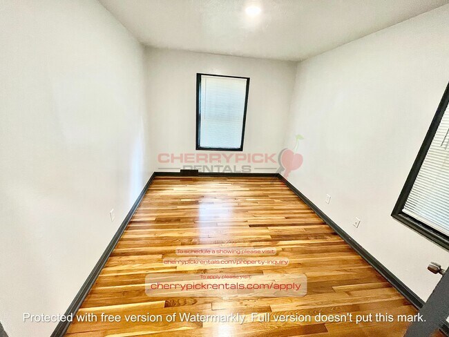 Building Photo - 4242 Pinkney St