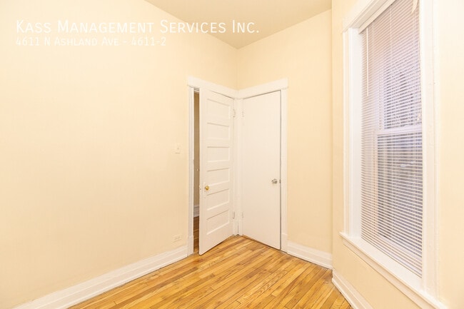 Building Photo - 4611 N Ashland Ave