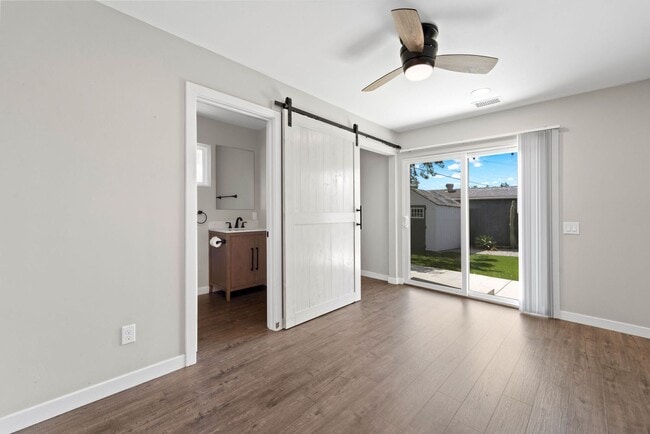Building Photo - 2-Bedroom/2-Bath. New Build-MUST SEE!!!