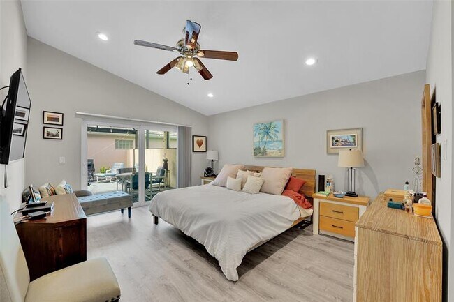 Building Photo - 7917 Travelers Tree Dr