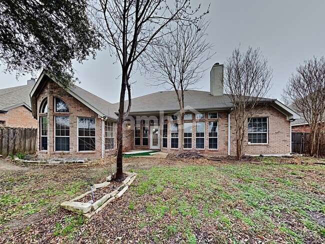 Building Photo - 210 Sparrow Hawk Dr