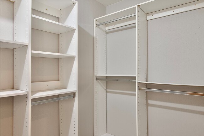 Building Photo - 4703 Cashel Glen Dr