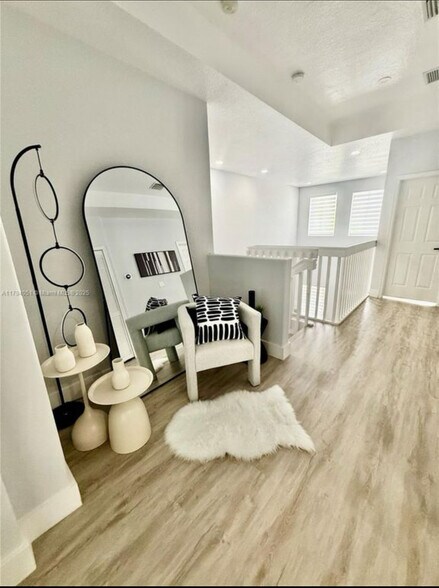 Hallway - 1481 SE 25th Ter