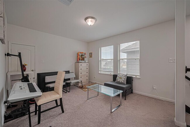 Building Photo - 14214 Singing Oaks Trl