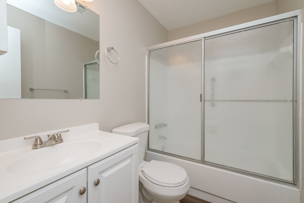 Building Photo - 9499 Hayes St