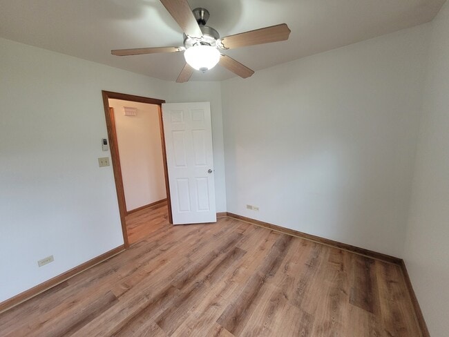 Building Photo - 364 N Everett Dr
