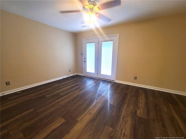 Building Photo - 6744 Irongate Dr