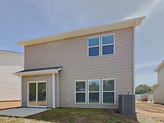 Building Photo - 449 Hager Lake Rd