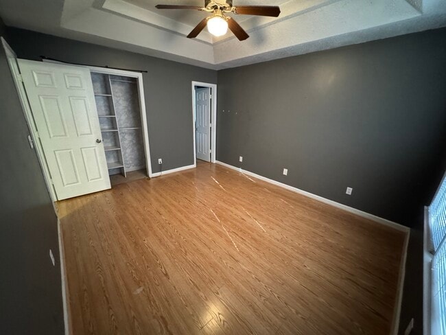 Building Photo - 133 Sterling Dr