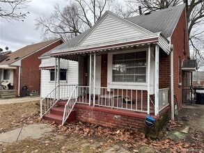 Building Photo - 19445 Avon Ave