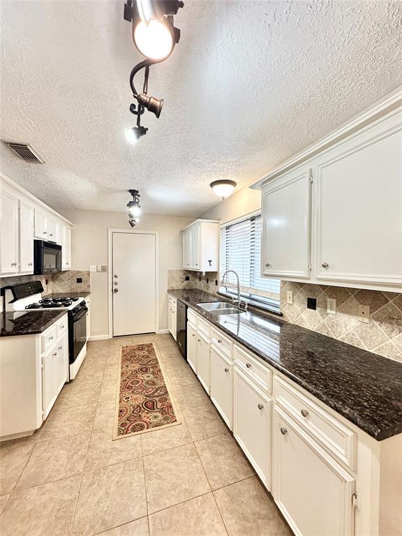 Building Photo - 11614 Easterling Dr