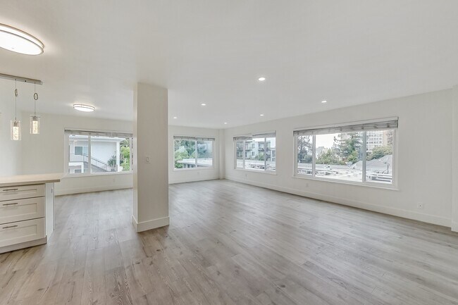 Floorplan - 245 Lee Street