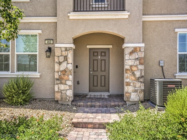 Building Photo - 462 Ylang Pl