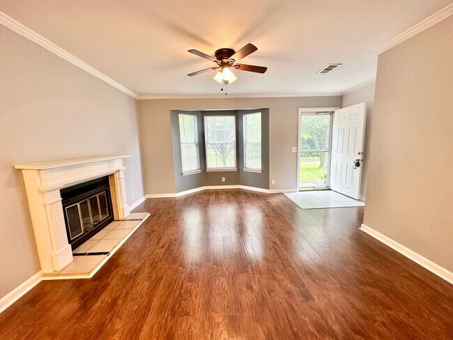 Building Photo - 7806 Sawyer Brown Rd