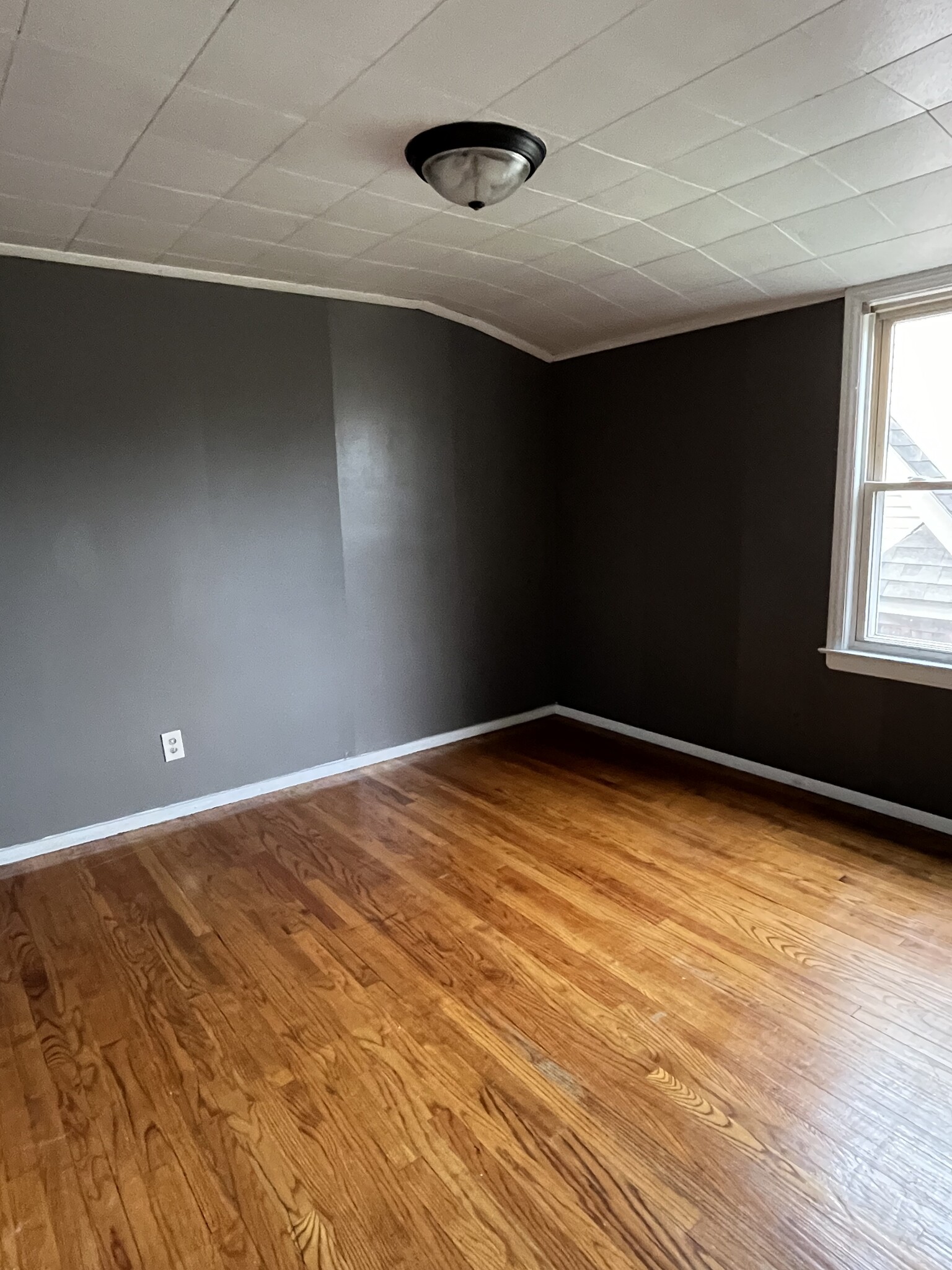 2nd floor bedroom - 1105 Russell Ave
