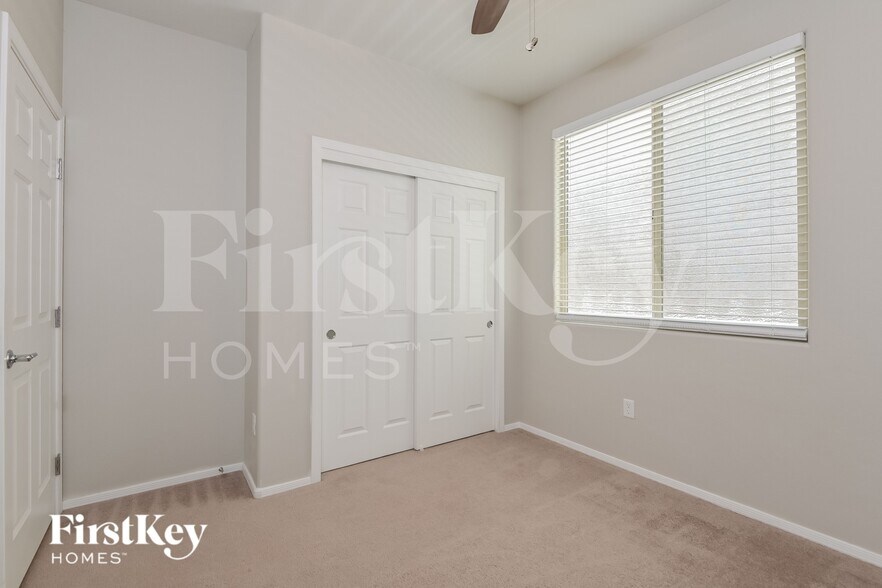 Building Photo - 10704 E Sanctuary Ridge Ln