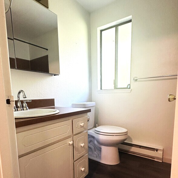 Building Photo - 20512 Filbert Dr