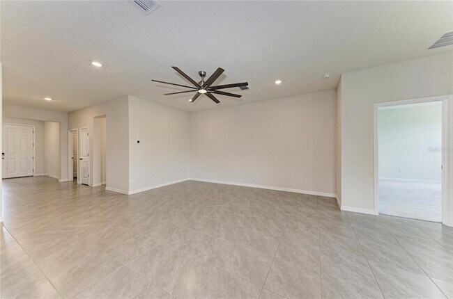 Building Photo - 12432 Dora Trl