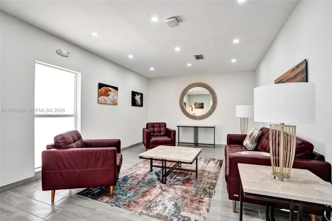 Building Photo - 805 Cypress Blvd