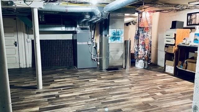 Building Photo - 352 Canterbury Rd