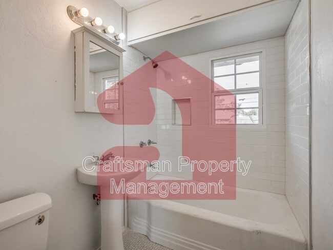 Building Photo - 2017 Downing St