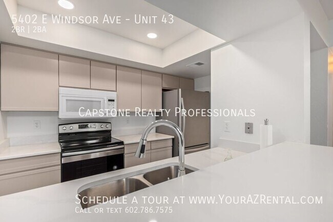 Building Photo - 5402 E Windsor Ave