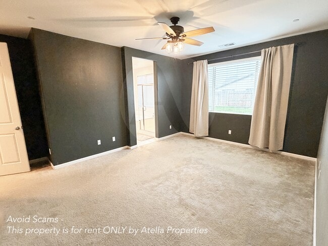 Building Photo - 654 Melbourne Way