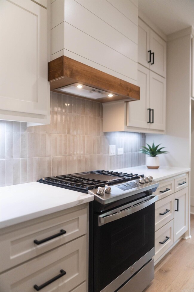 Building Photo - 141 Ridgeview Trl