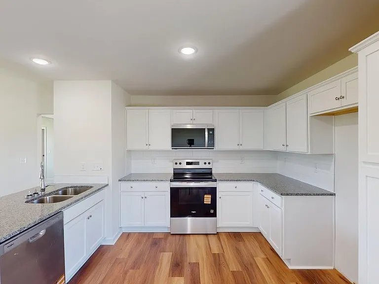 Building Photo - 249 Swinson Dr