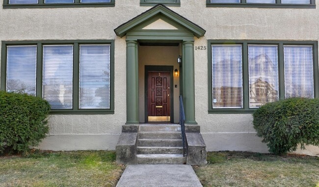 Building Photo - 1427 1/2 Bryden Road Unit