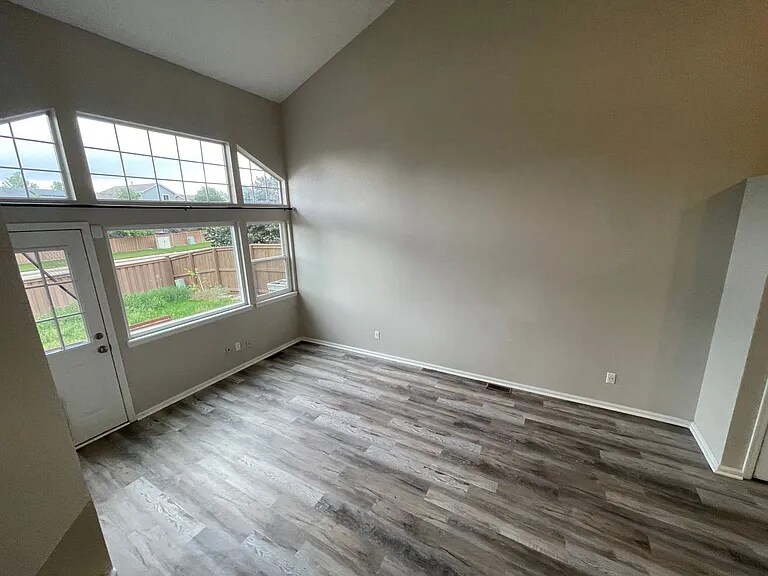 Building Photo - 3738 Rosewalk Ct