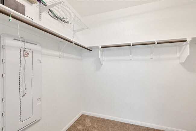 Building Photo - 2605 Acoma Ln