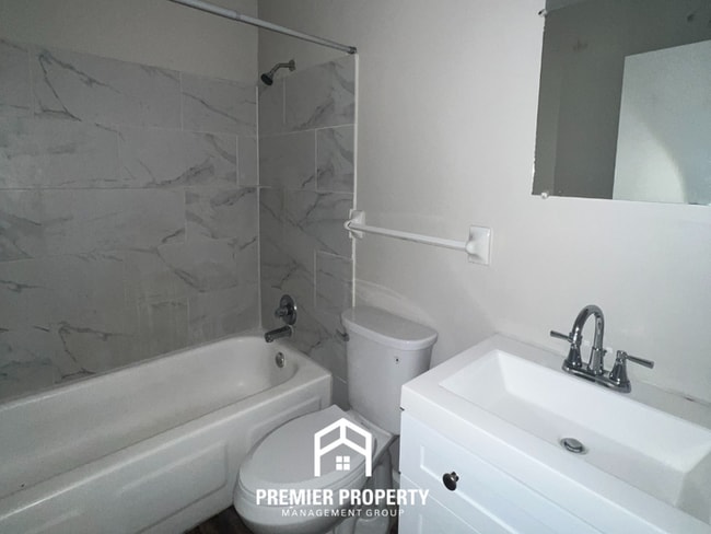 Building Photo - 3373 Elk Point Dr