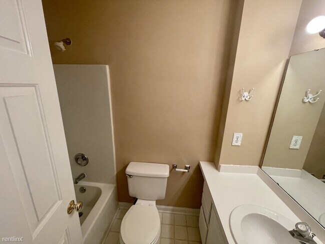 Building Photo - 3 br, 2 bath House - 3353 Neptune Dr