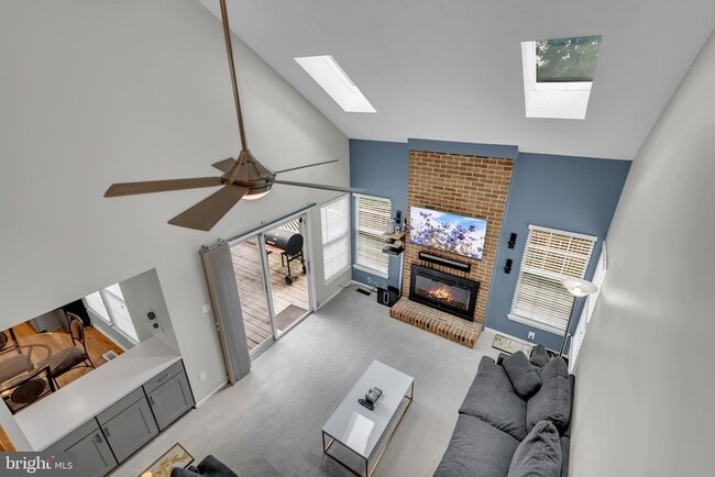 Building Photo - 1402 Bermuda Dunes Ct