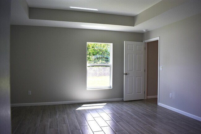 Building Photo - 3109 SW Curcuma St