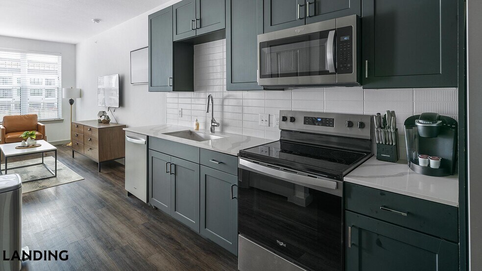 Building Photo - 91 Jensen Dr