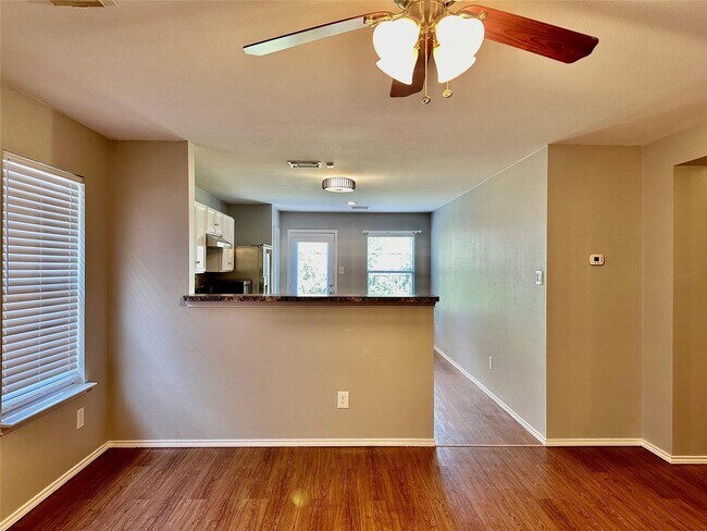 Building Photo - 29631 Evergreen Hills Dr