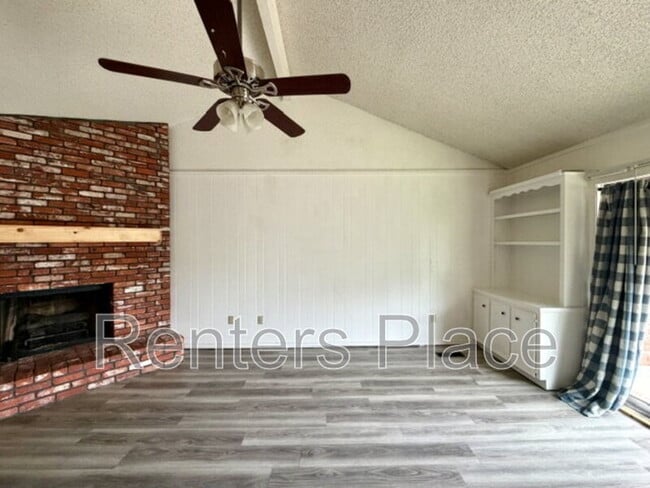 Building Photo - 7324 S Canton Ave