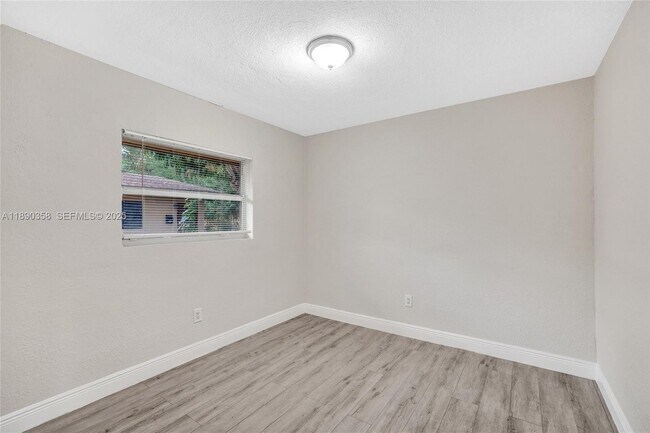 Building Photo - 2731 NW 1st St