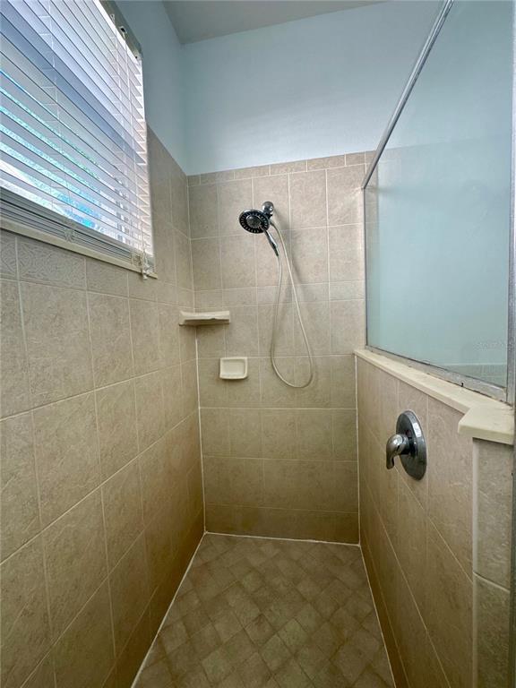 Building Photo - 16543 Cedar Run Dr