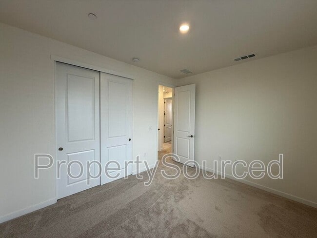 Building Photo - 1753 Lacey Ave