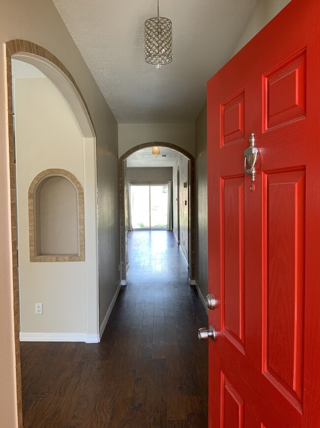 Building Photo - 3425 Old Mill Rd